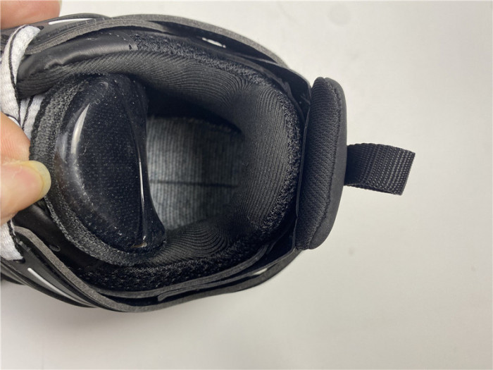 BLCG Track Trainer black 542436 W1G81 2045