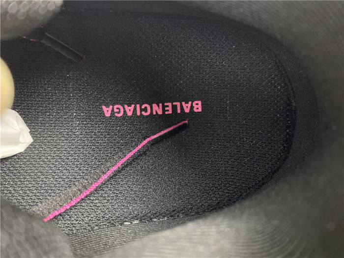 BLCG Track Trainer black and pink 542023 W2LA1 2046