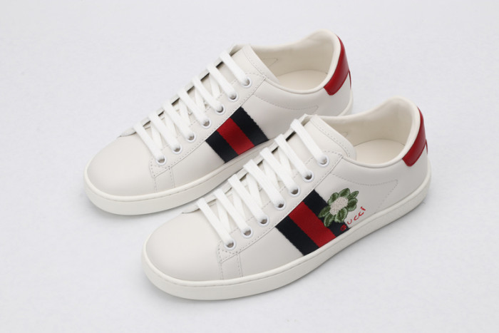 Gu66 Ace Embroidered Low-Top Sneaker