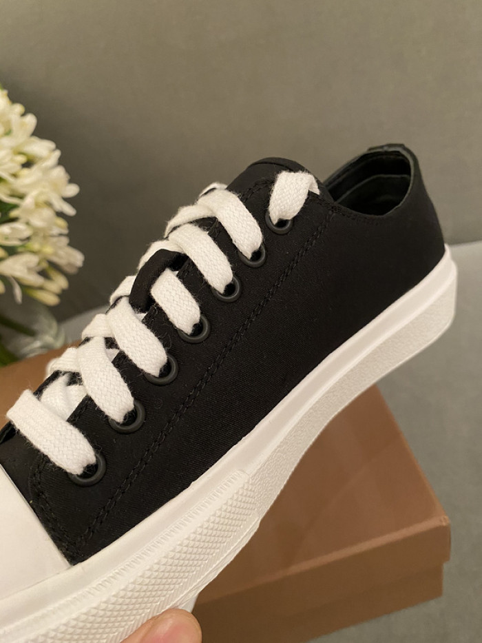 BUR SNEAKER