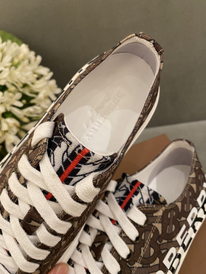 BUR SNEAKER