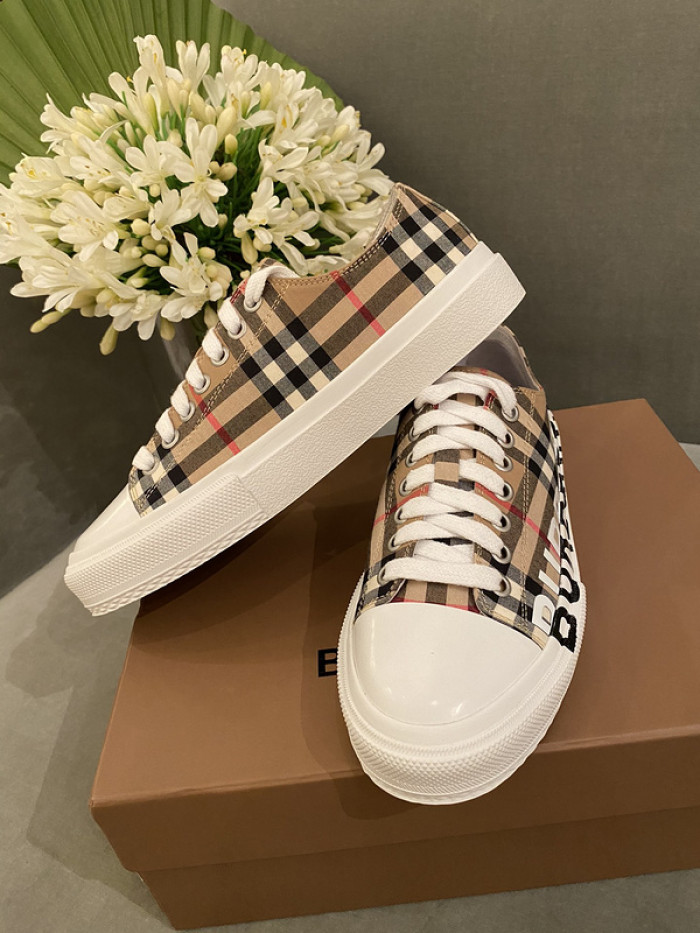 BUR SNEAKER