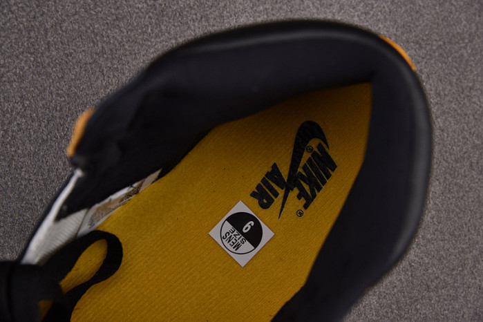 Air Jordan 1 High OG "Yellow Toe" 555088-711