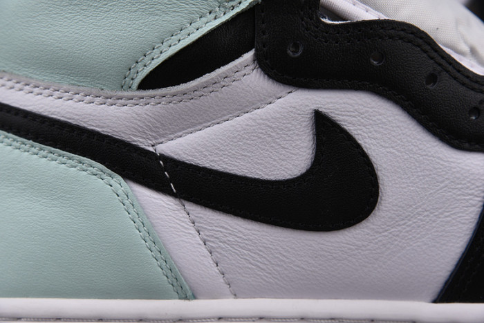 AIR Jordan 1 Retro High Igloo 861428-100
