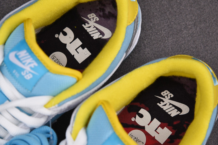 How the FTC x Nike SB Dunk Low DH7687-400