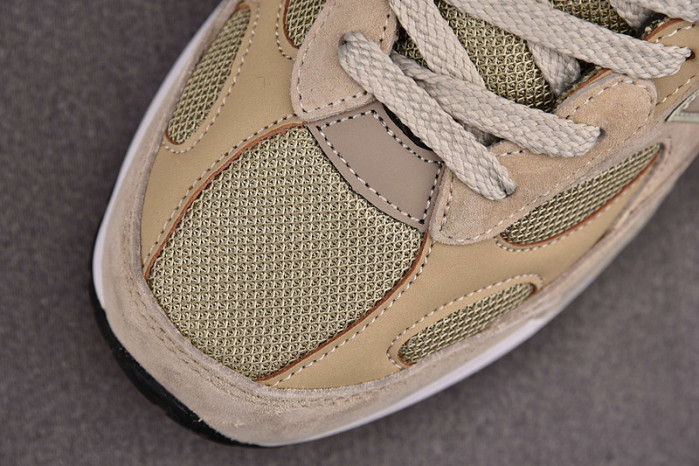 N3W BLANCE SNEAKER
