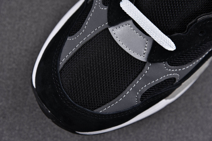 N3W BLANCE SNEAKER