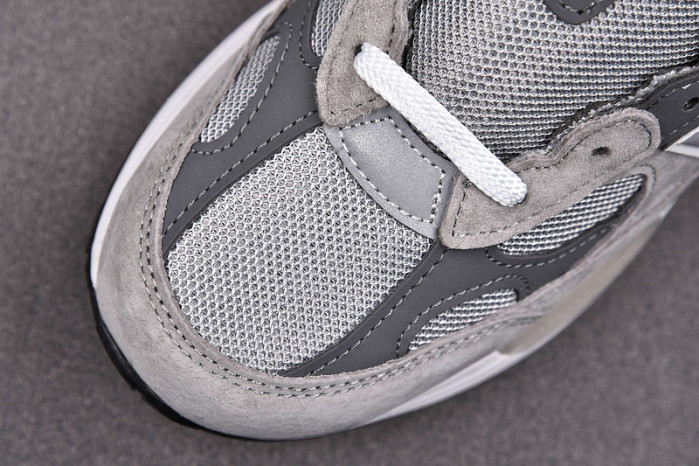N3W BLANCE SNEAKER