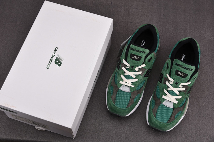 N3W BLANCE SNEAKER