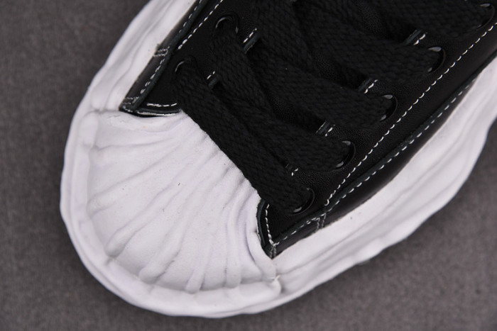 MAISON MIHARA YASUHIRO SNEAKER