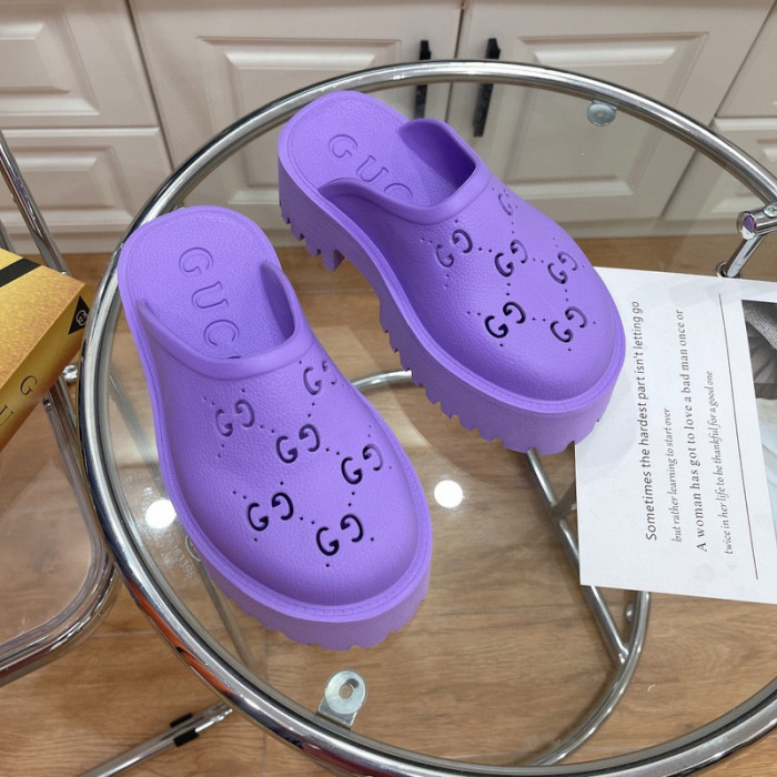 Gu66 SLIPPERS