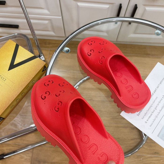 Gu66 SLIPPERS