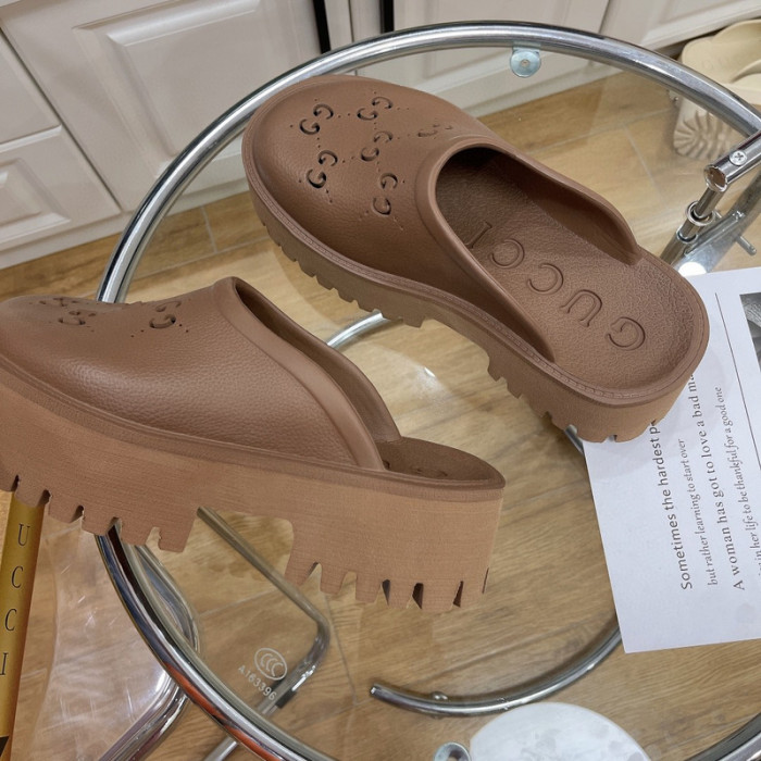 Gu66 SLIPPERS