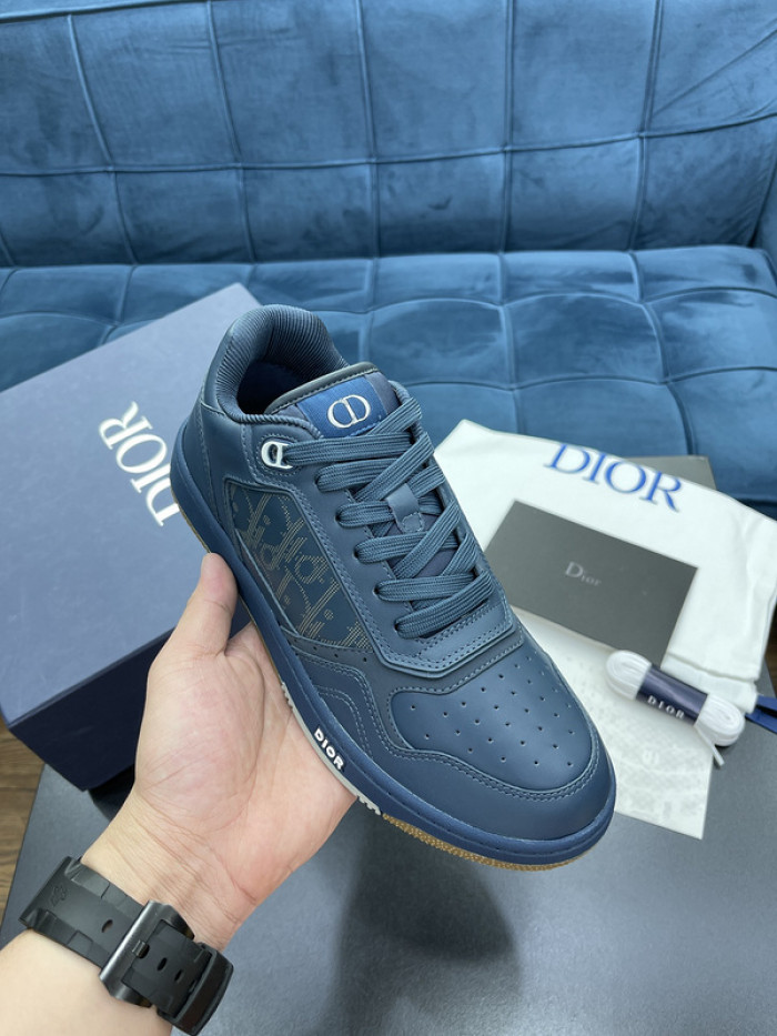 D10R B27 Sneaker