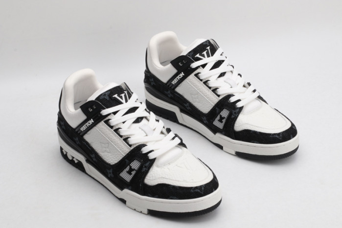 D00G7 Lou1su1tt SNEAKER LOW