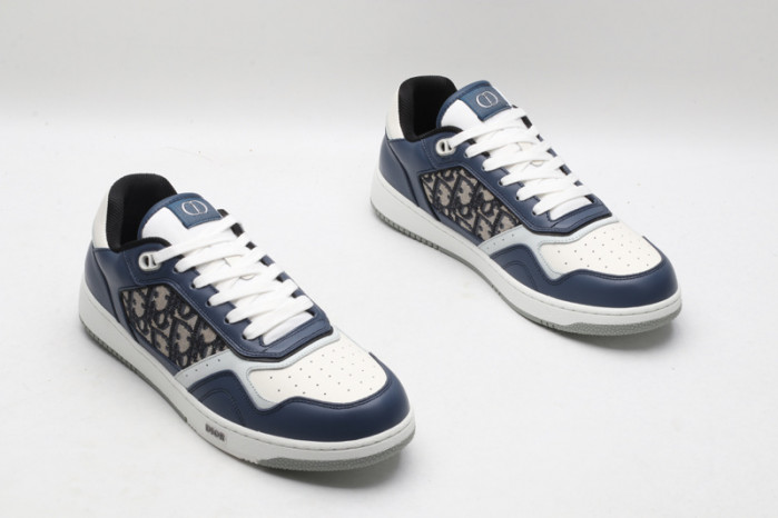 D10R B27 Sneaker
