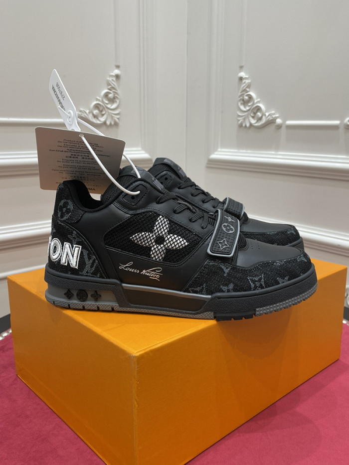 D00G7 Lou1su1tt SNEAKER LOW