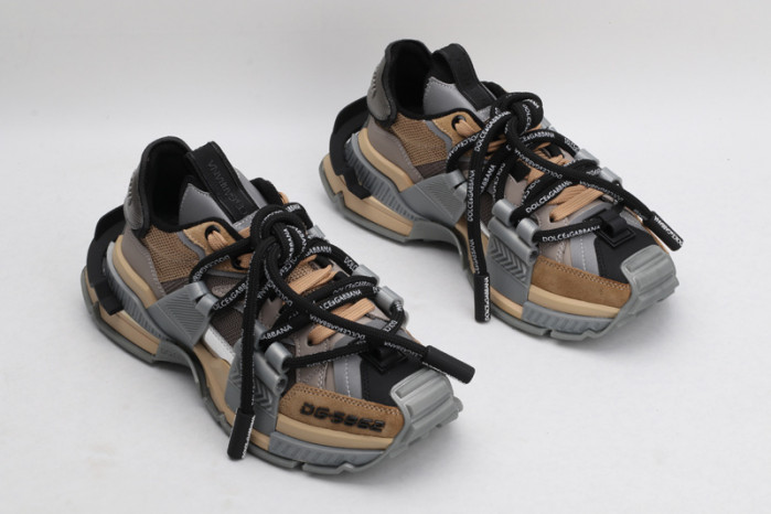 D.G. Sneaker