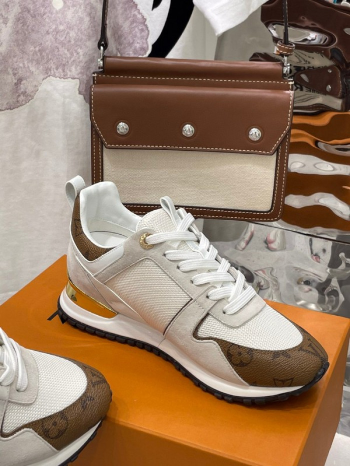 lou1su1tt Run Away Sneaker