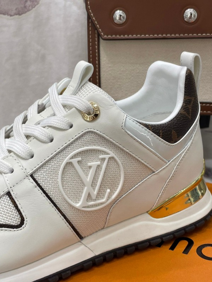 lou1su1tt Run Away Sneaker