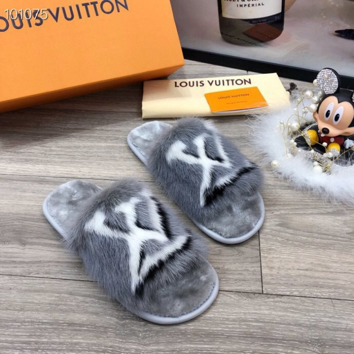 Lou1su1tt slides