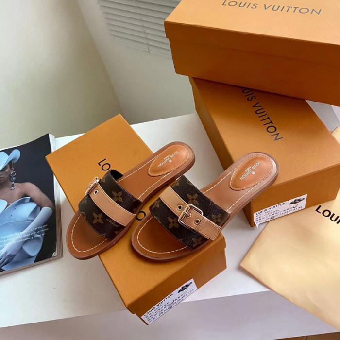 Lou1su1tt slides