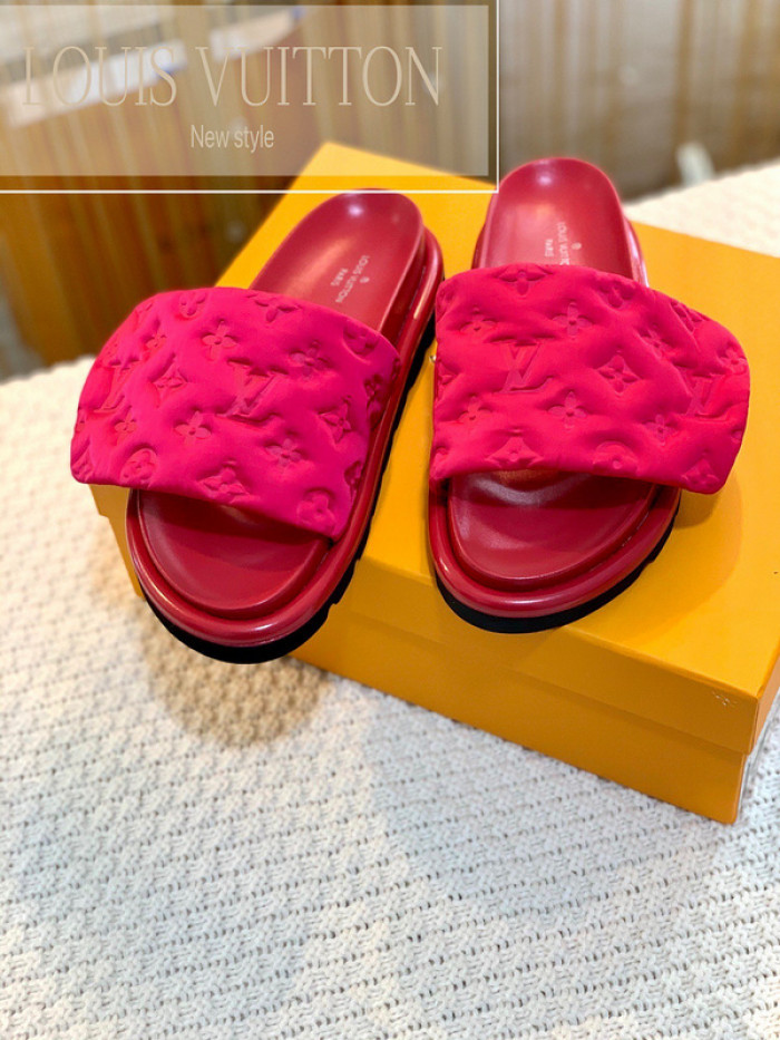 Lou1su1tt slides