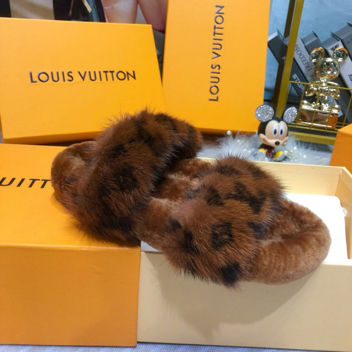 Lou1su1tt slides