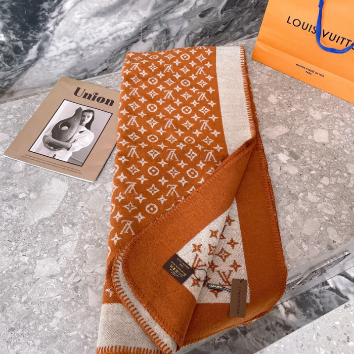 D10R SCARF