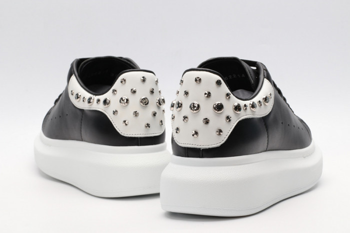 MQ Sneakers