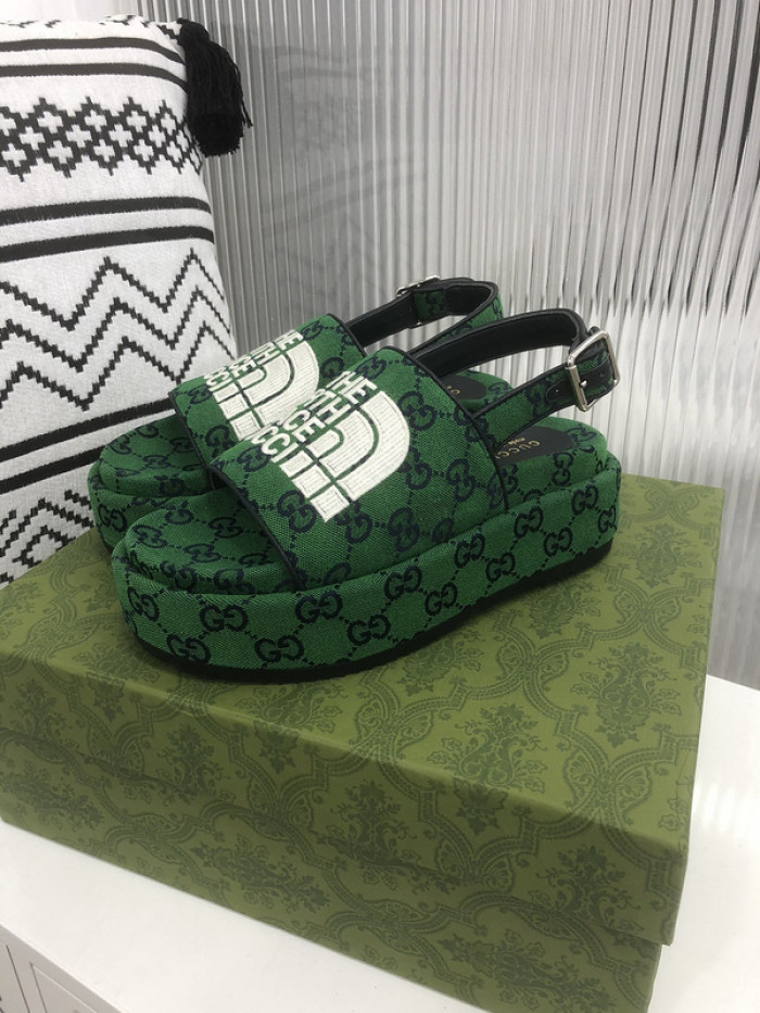 Gu66 SLIPPERS