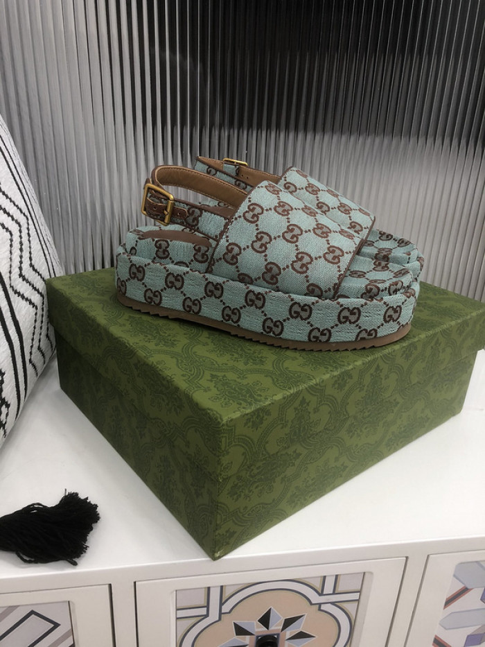 Gu66 SLIPPERS