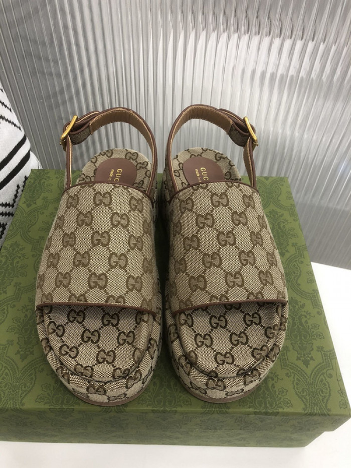 Gu66 SLIPPERS