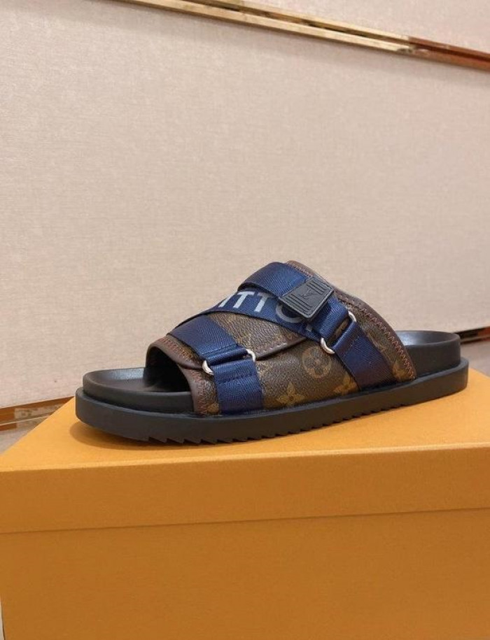 Lou1su1tt slides