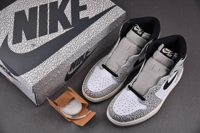 Air Jordan 1 Retro High OG "White Cement" DZ5485-052