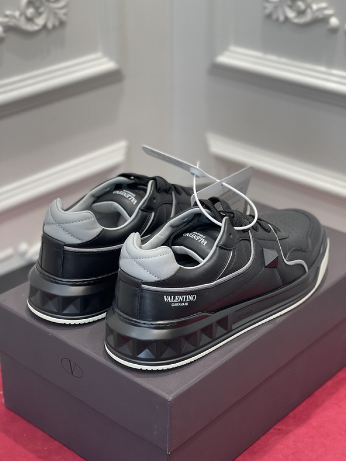 Valnetin0 One Stud Low-Top