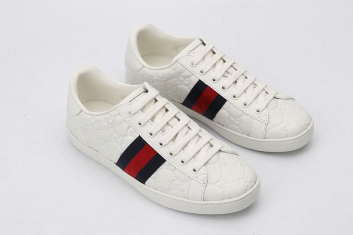 Gu66 Ace Embroidered Low-Top Sneaker