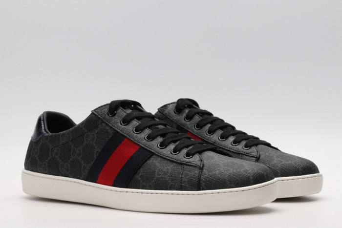 Gu66 Ace Embroidered Low-Top Sneaker