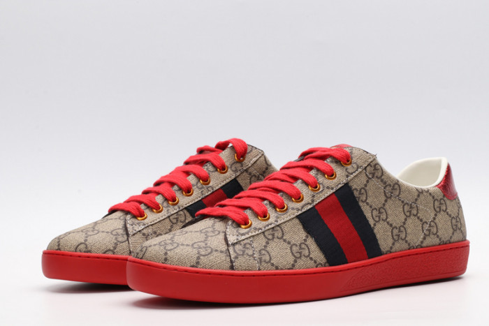 Gu66 Ace Embroidered Low-Top Sneaker