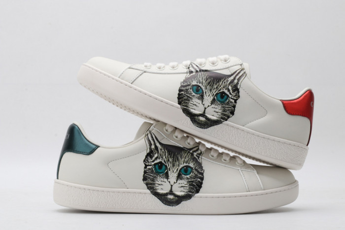 Gu66 Ace Embroidered Low-Top Sneaker