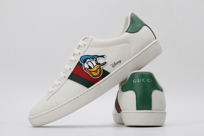 Gu66 Ace Embroidered Low-Top Sneaker