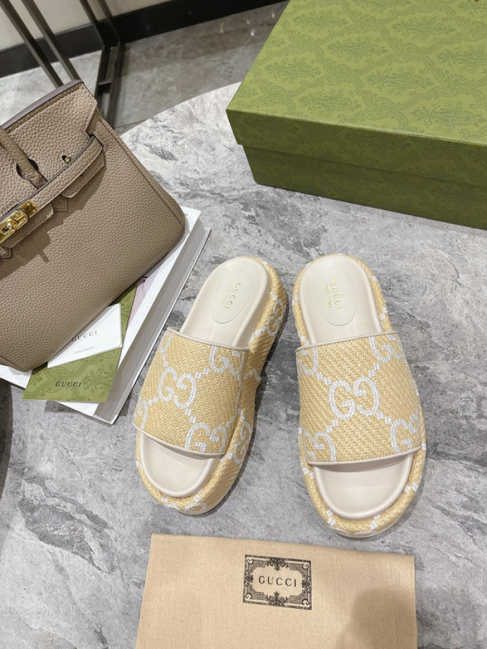 Gu66 SLIPPERS