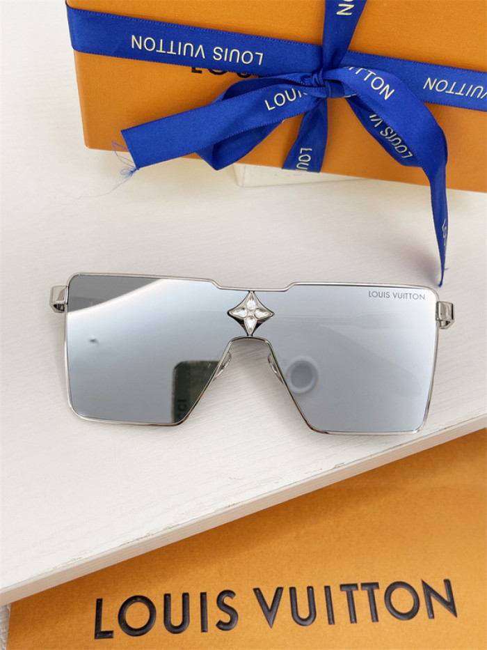 Lou1su1tt Sunglasses