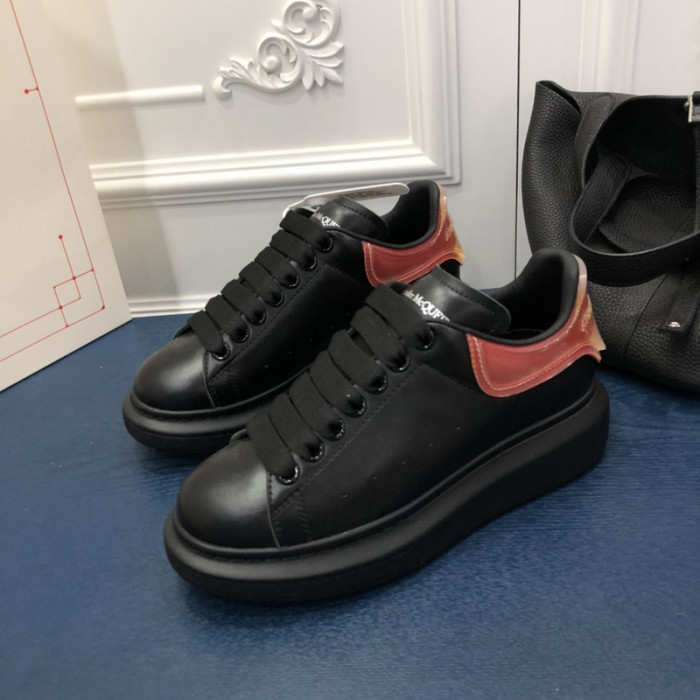 MQ Sneakers