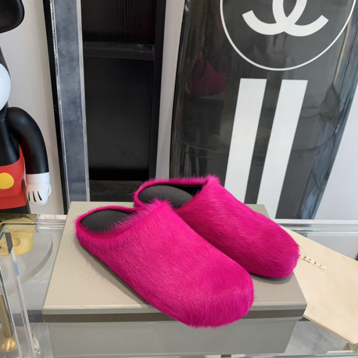 Marni Fur slides