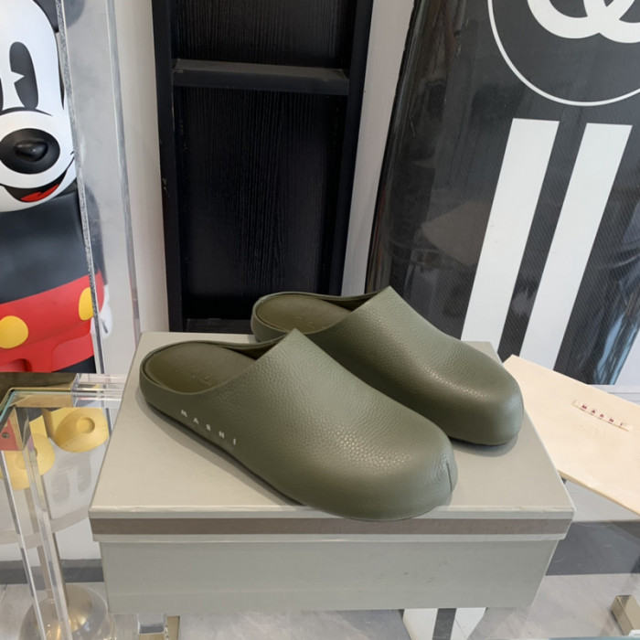 Marni Fur slides