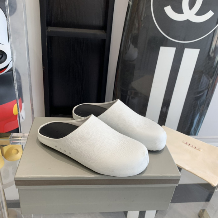 Marni Fur slides