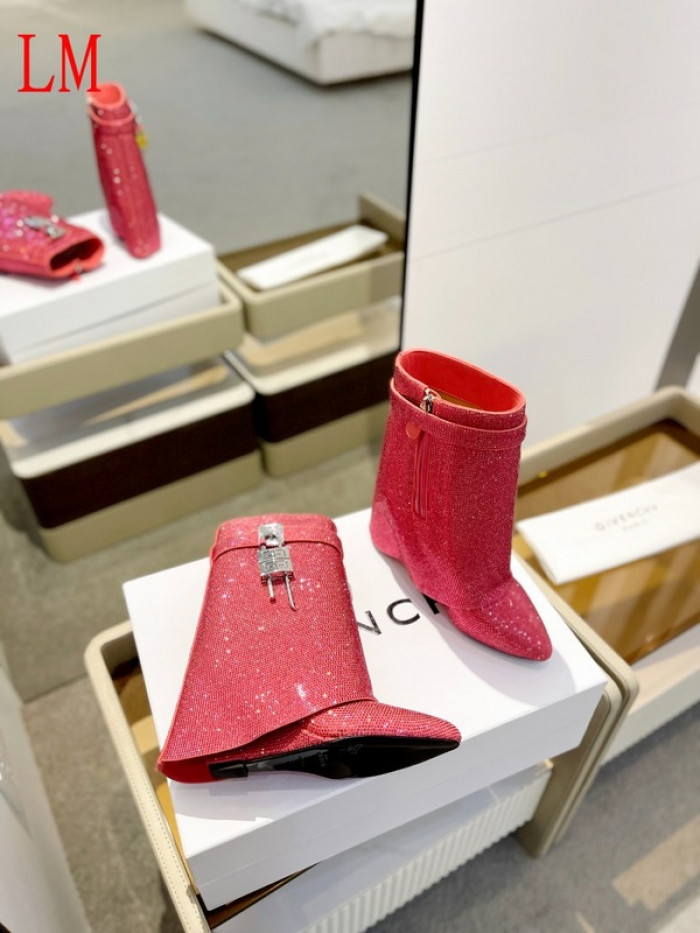 G1VENCHY BOOTS