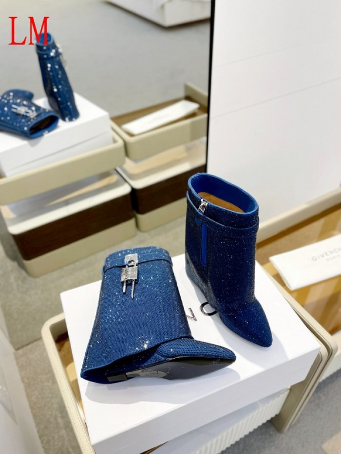 G1VENCHY BOOTS