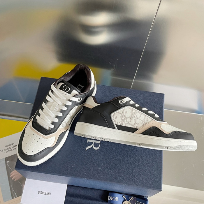 D10R B27 Sneaker